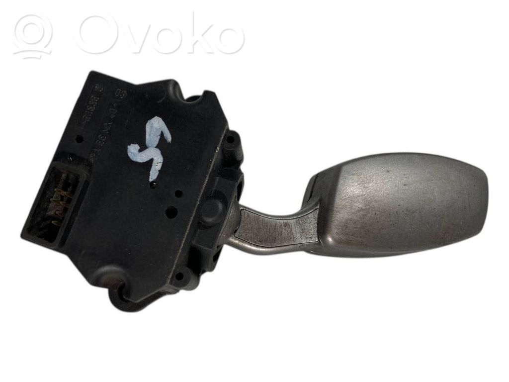 Kruīza kontroles (autopilota) sviria