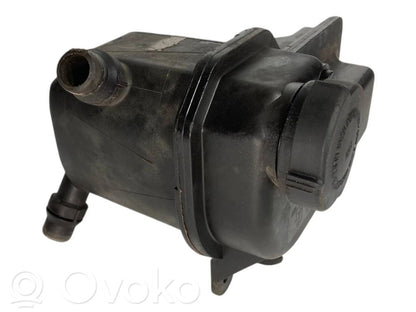 Dzesēšanas šķidruma izplešanās tvertne