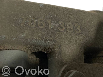 Aizmugurējā pārsega eņģe (-ess)