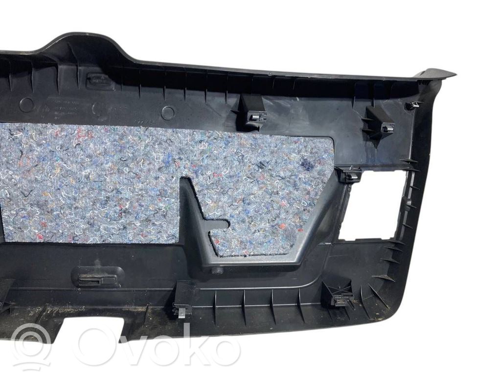 Galvenais apdares panelis