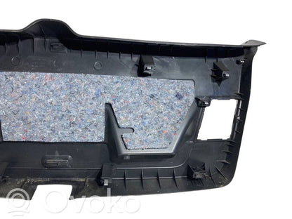 Galvenais apdares panelis