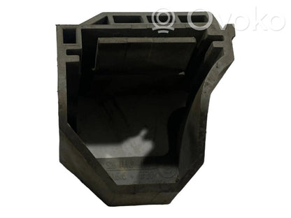 Radiator(s) holder/bracket