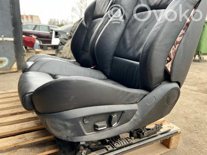 Комплект сидений