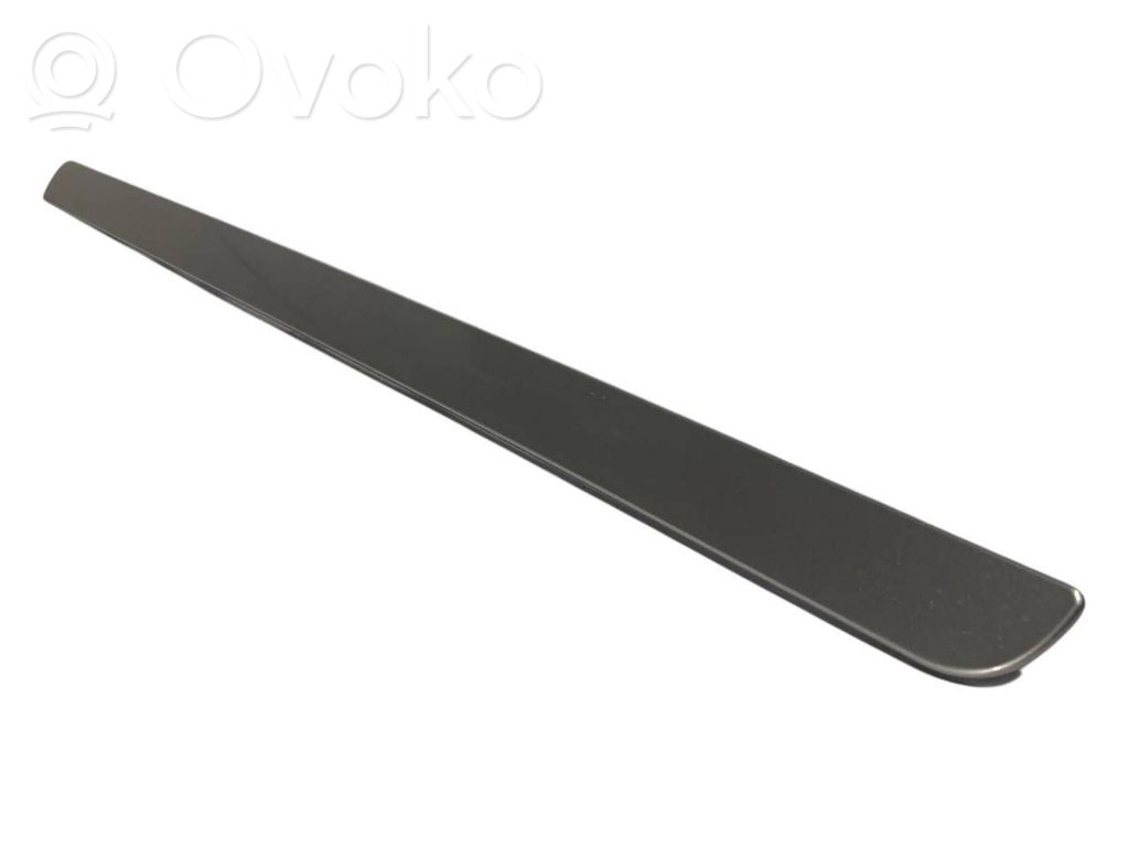 Dekoratīvās apdares lenta