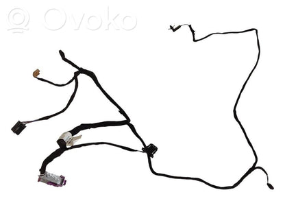 Priekšējo durvju vadu instalācija