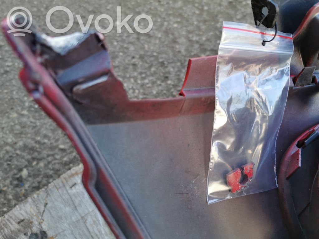 Передний бампер