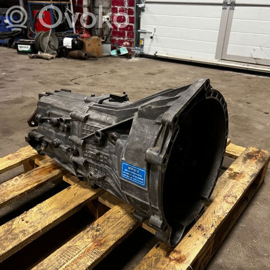 Механическая 6-ступенчатая коробка передач