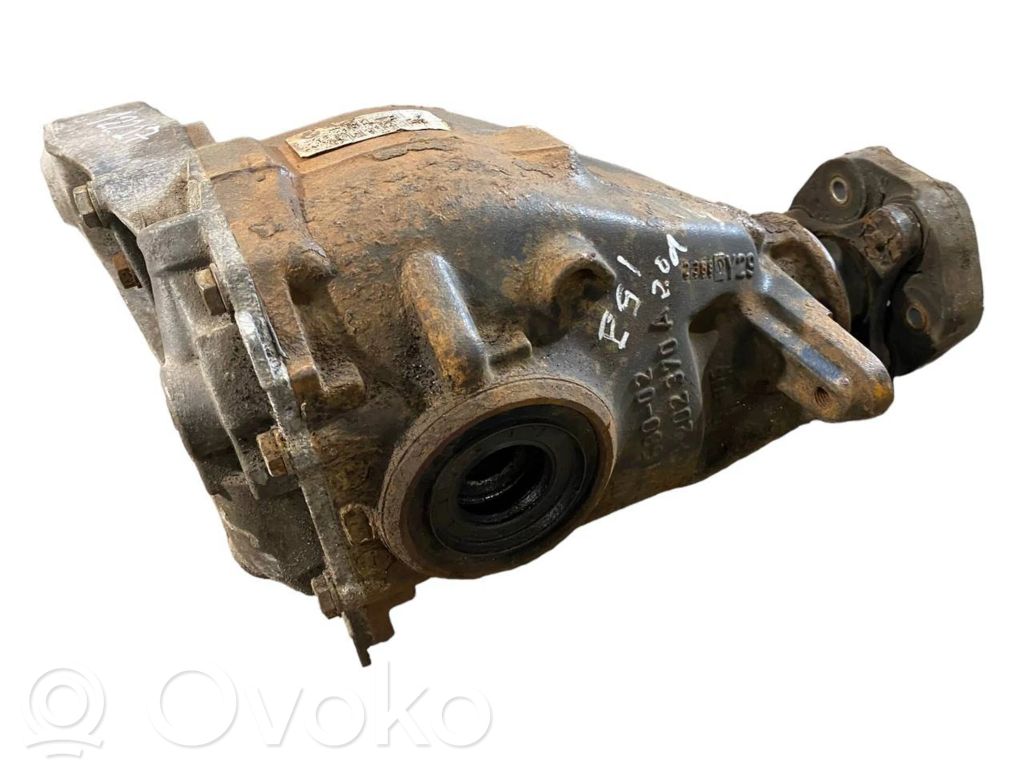 Aizmugurējais reduktors