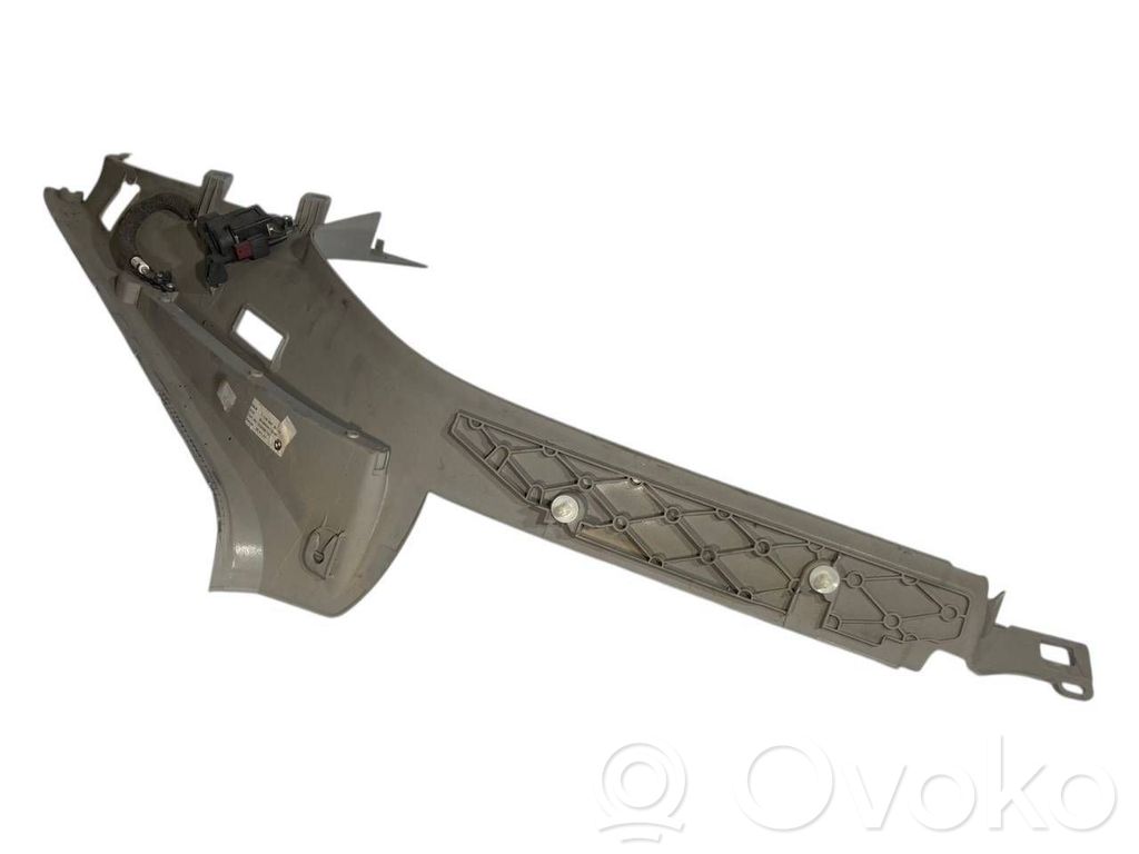 (D) statņa dekoratīvā apdare (augšdaļa)