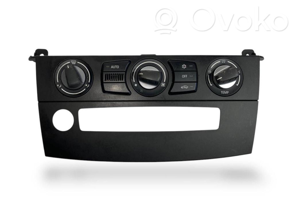 Gaisa kondicioniera / klimata kontroles / salona apsildes vadības bloks (salonā)