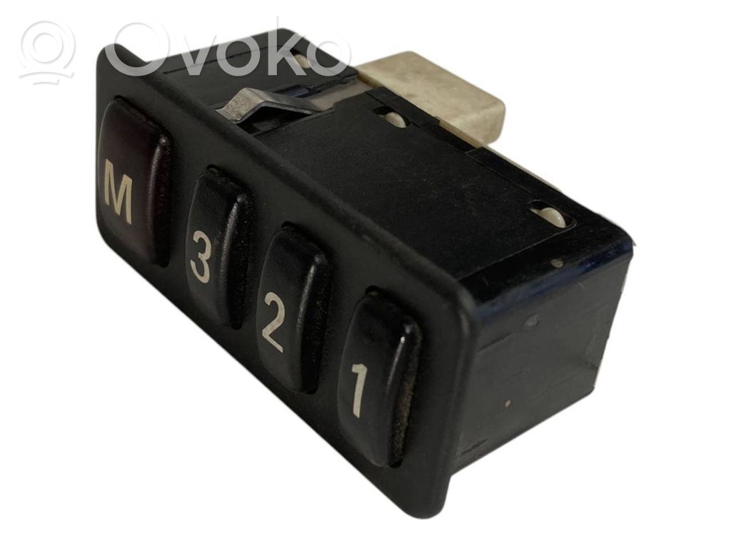 Переключатель(и) регулировки сиденья