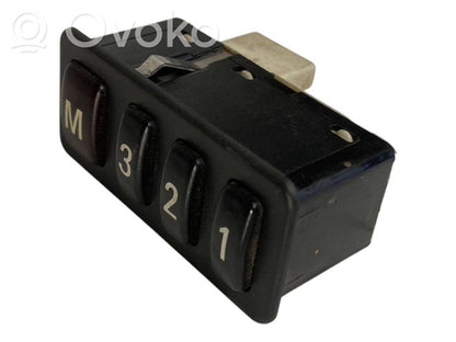 Переключатель(и) регулировки сиденья