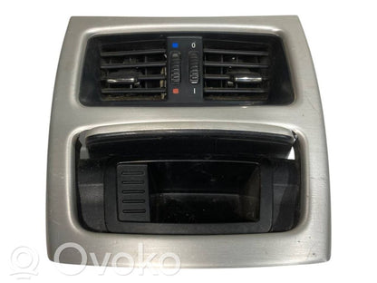 Aizmugurējā gaisa - ventilācijas reste