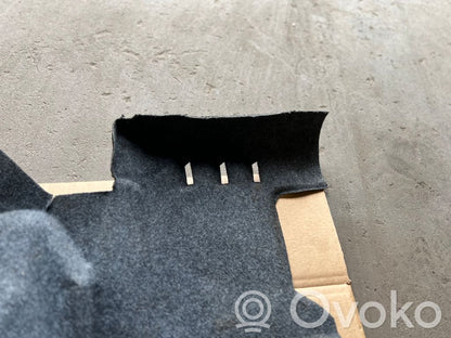 Side decorative trim panel