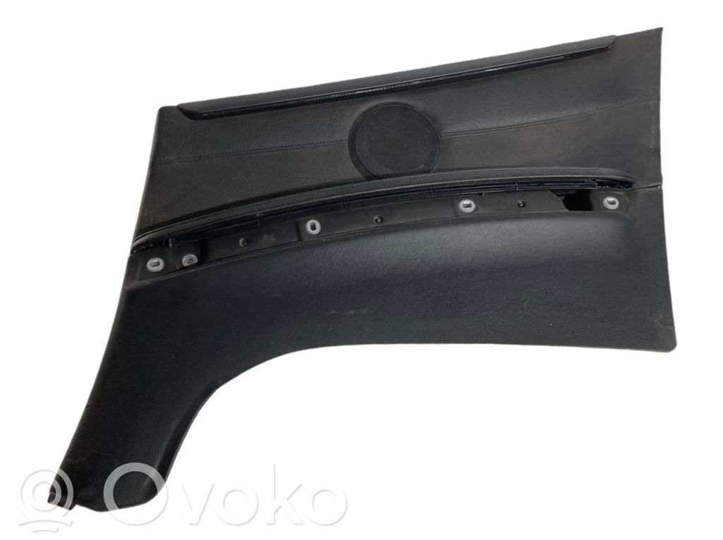 Kupejas aizmugures sānu apdares panelis