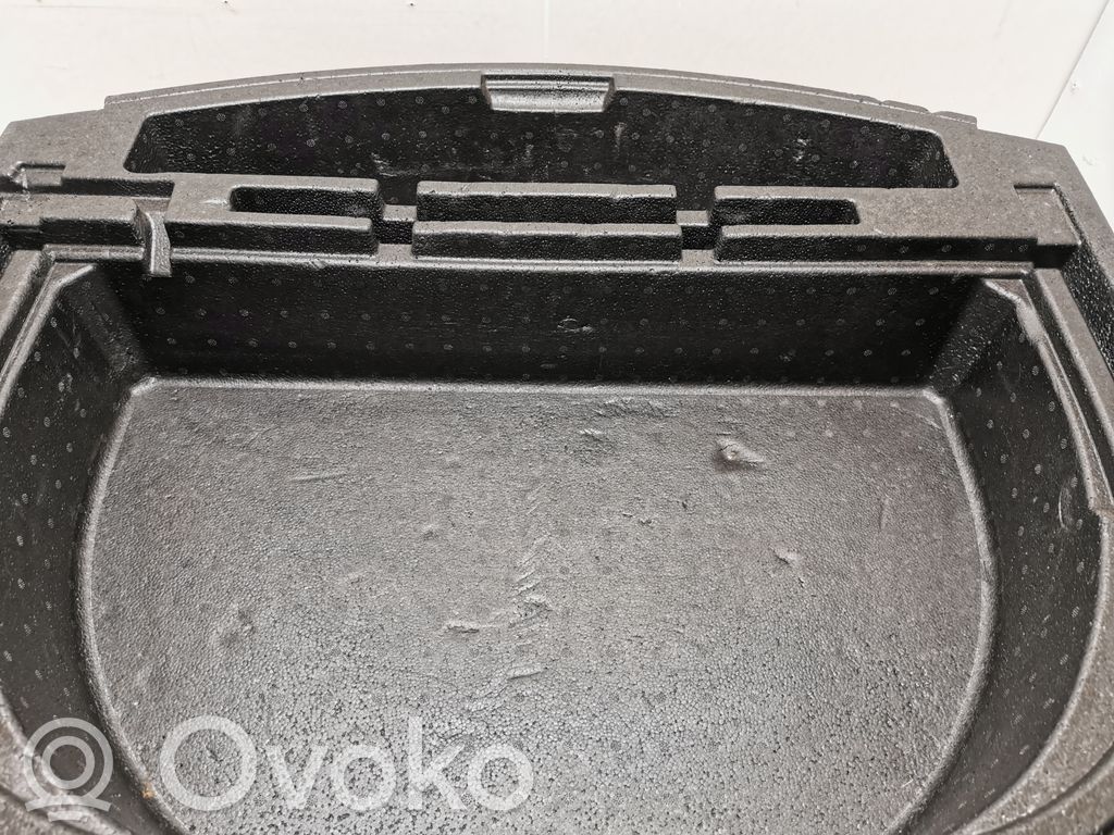 Spare wheel compartment trim