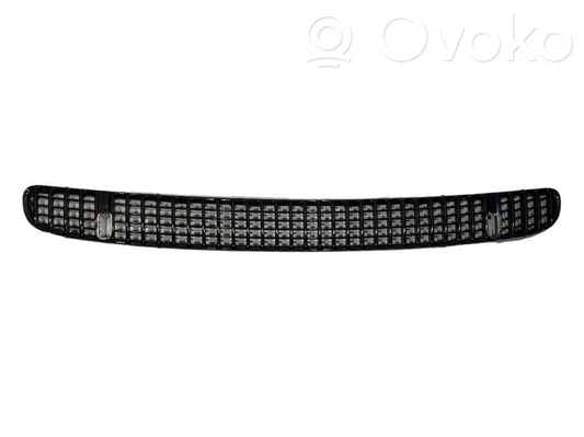Bonnet decorative grille