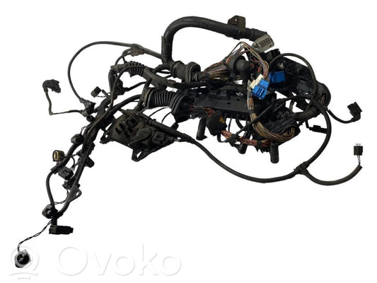 Dzinēja vadu instalācija