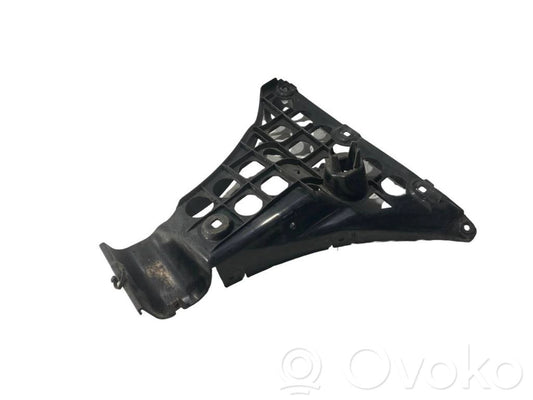 Rear bumper mounting bracket
