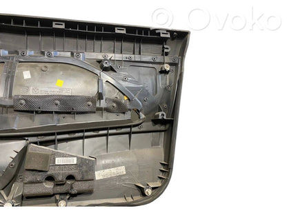 Priekšējo durvju apdare