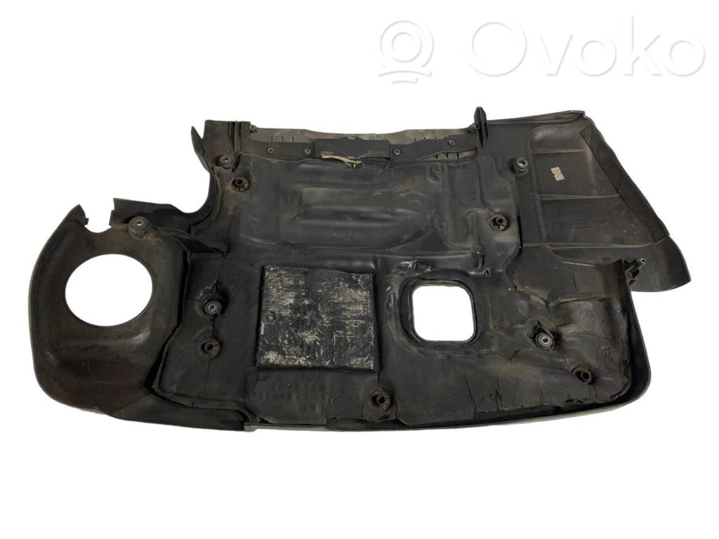 Крышка двигателя (декоративная отделка)