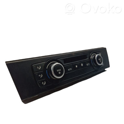 Gaisa kondicioniera / klimata kontroles / salona apsildes vadības bloks (salonā)