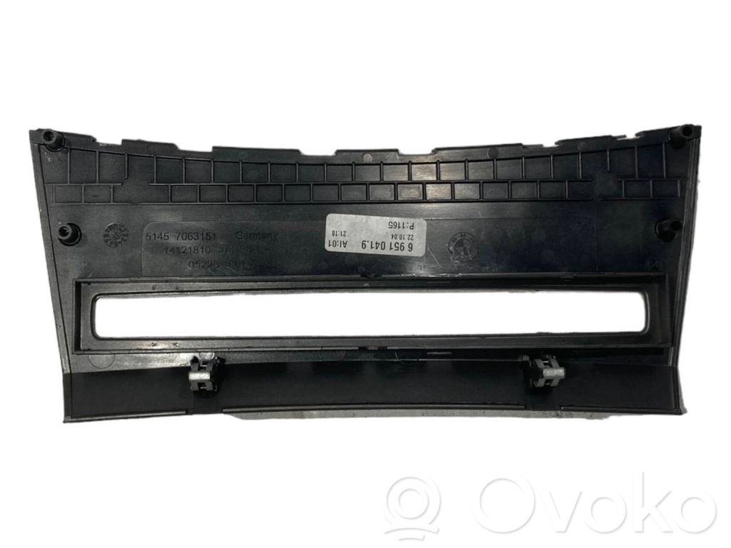 Klimata kontrole / mazā radiatora vadības dekoratīvā apdare