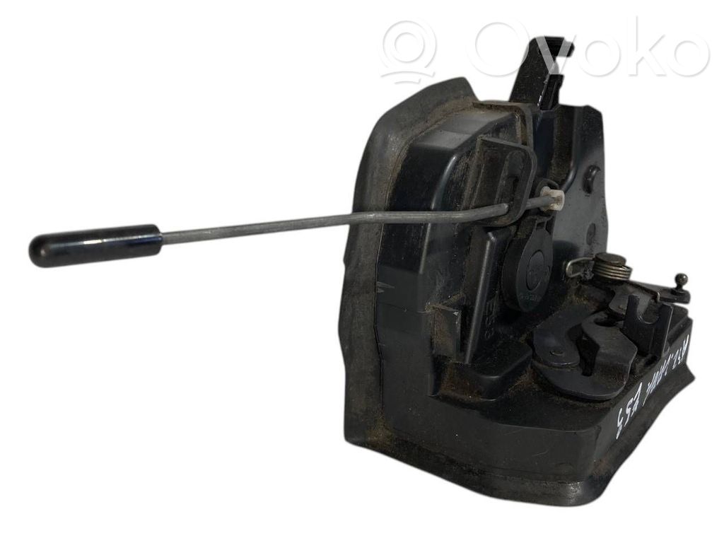 Замок сзади