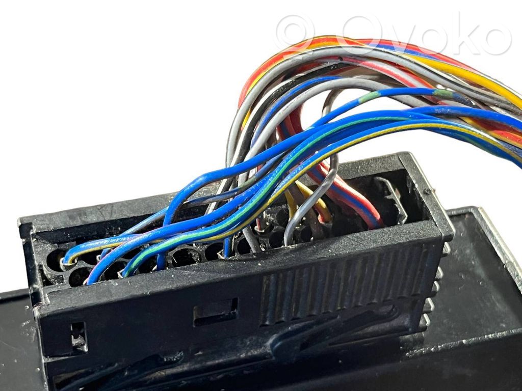 Блок управления сцепным устройством прицепа