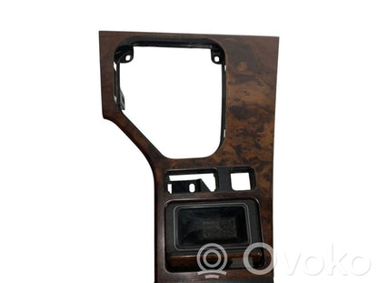 Salona dekoratīvās apdares komplekts