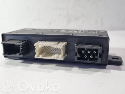 Durvju vadības bloks