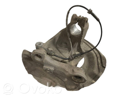 Priekšējā riteņa rumbas vārpstas šarnīrs (stupica, capfa)