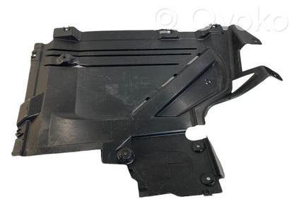 Apakšas aizsargs šasijas aizmugurējā daļā