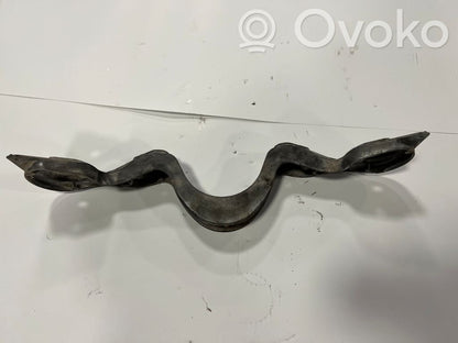 Крепление заднего редуктора