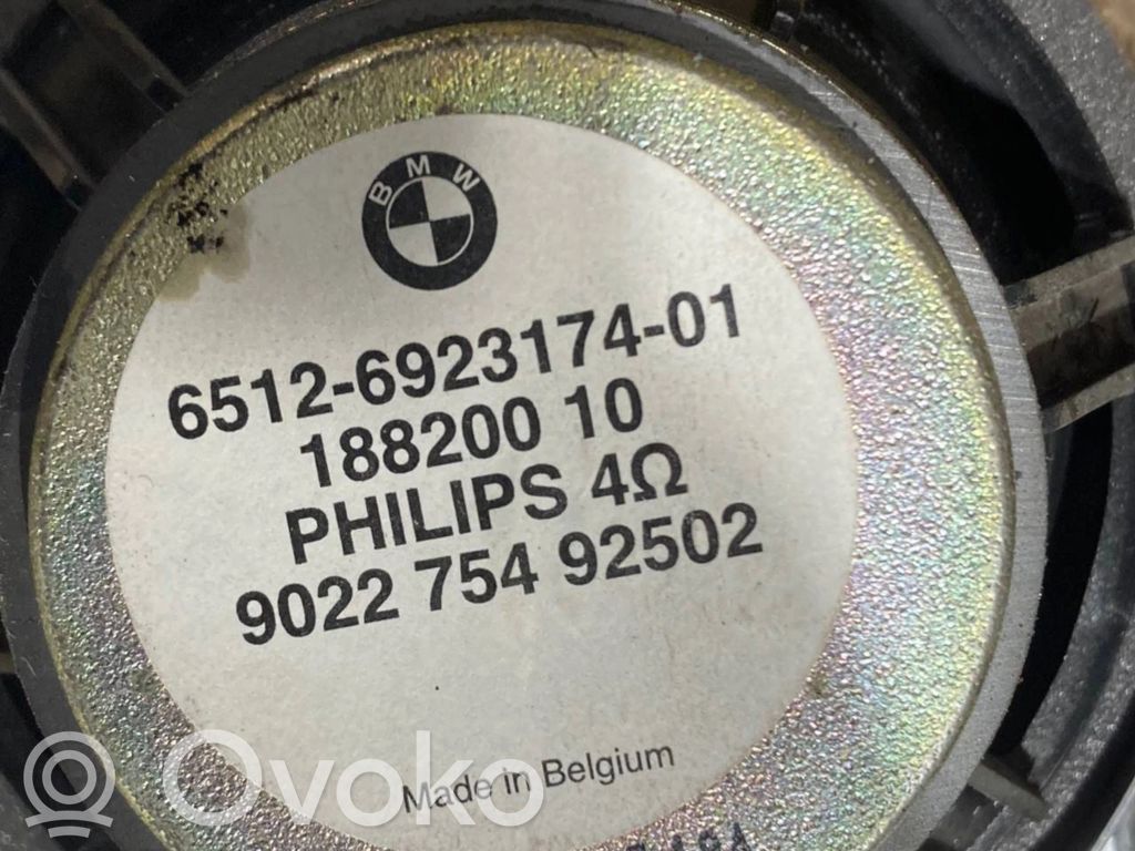 Priekšējo durvju apdare