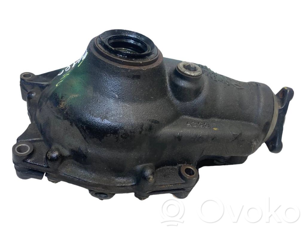 Priekšējais reduktors