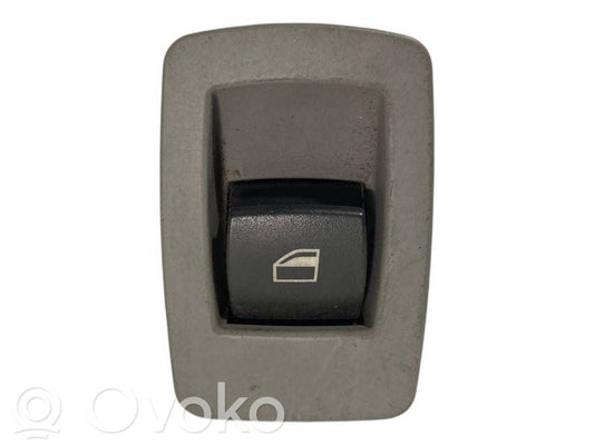 Elektrisko logu slēdzis