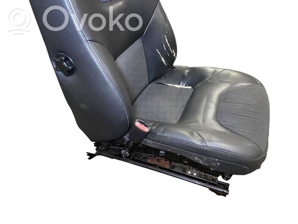 Sēdekļu komplekts