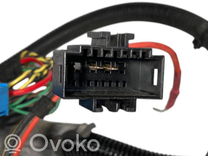Pārnesumkārbas vadu instalācija