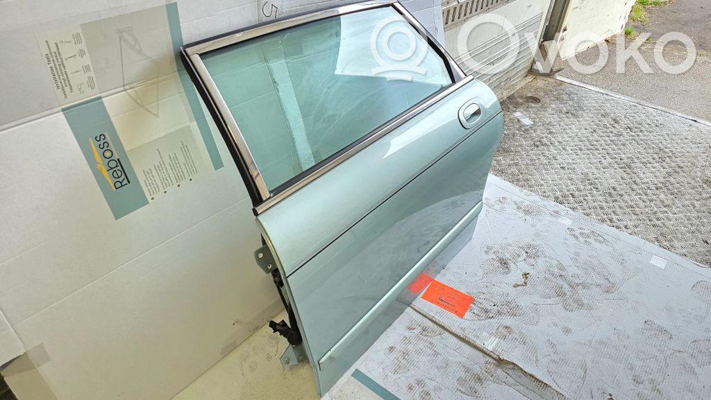 Aizmugurējās durvis