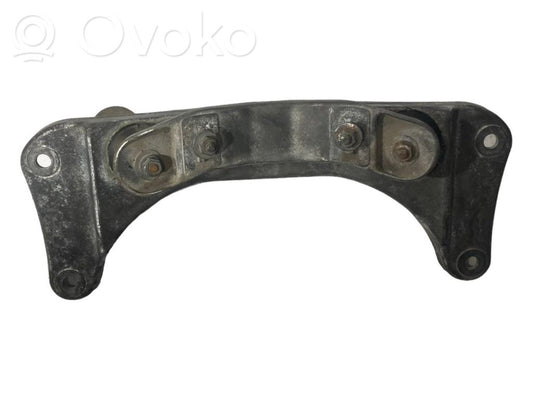 Transmission mounting bracket
