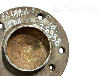 Priekšējā riteņa rumbas vārpstas šarnīrs (stupica, capfa)