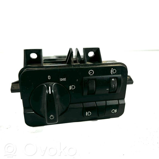 Headlight switch