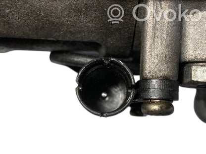 Air conditioner compressor (pump)