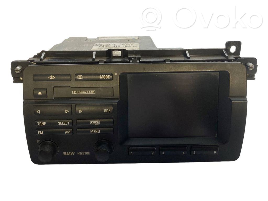 Radio / CD/DVD atskaņotājs / navigācija