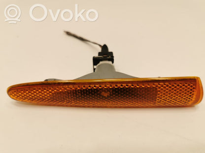 Wing turn signal light