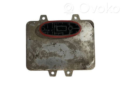 Headlight unit / (xenon unit)