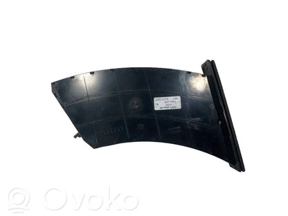 Glāžu turētājs (priekšā)