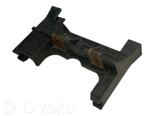 Aizmugurējā bufera montāžas kronšteins