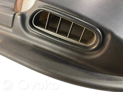 Отделка передней двери